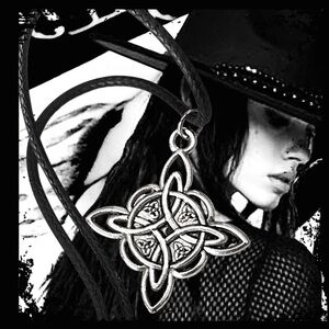 5 $8 Items For $25💫Lower Shipping Now! Winnfritt’s Handmade Jewelry💫